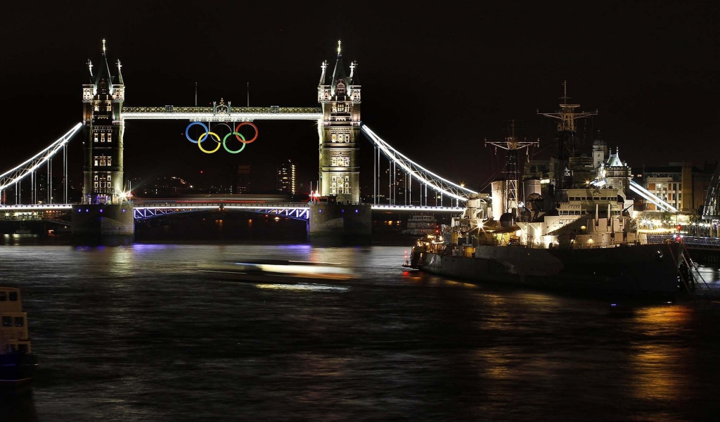 London Bridge at Night 2012 Olympics for 1024 x 600 widescreen resolution
