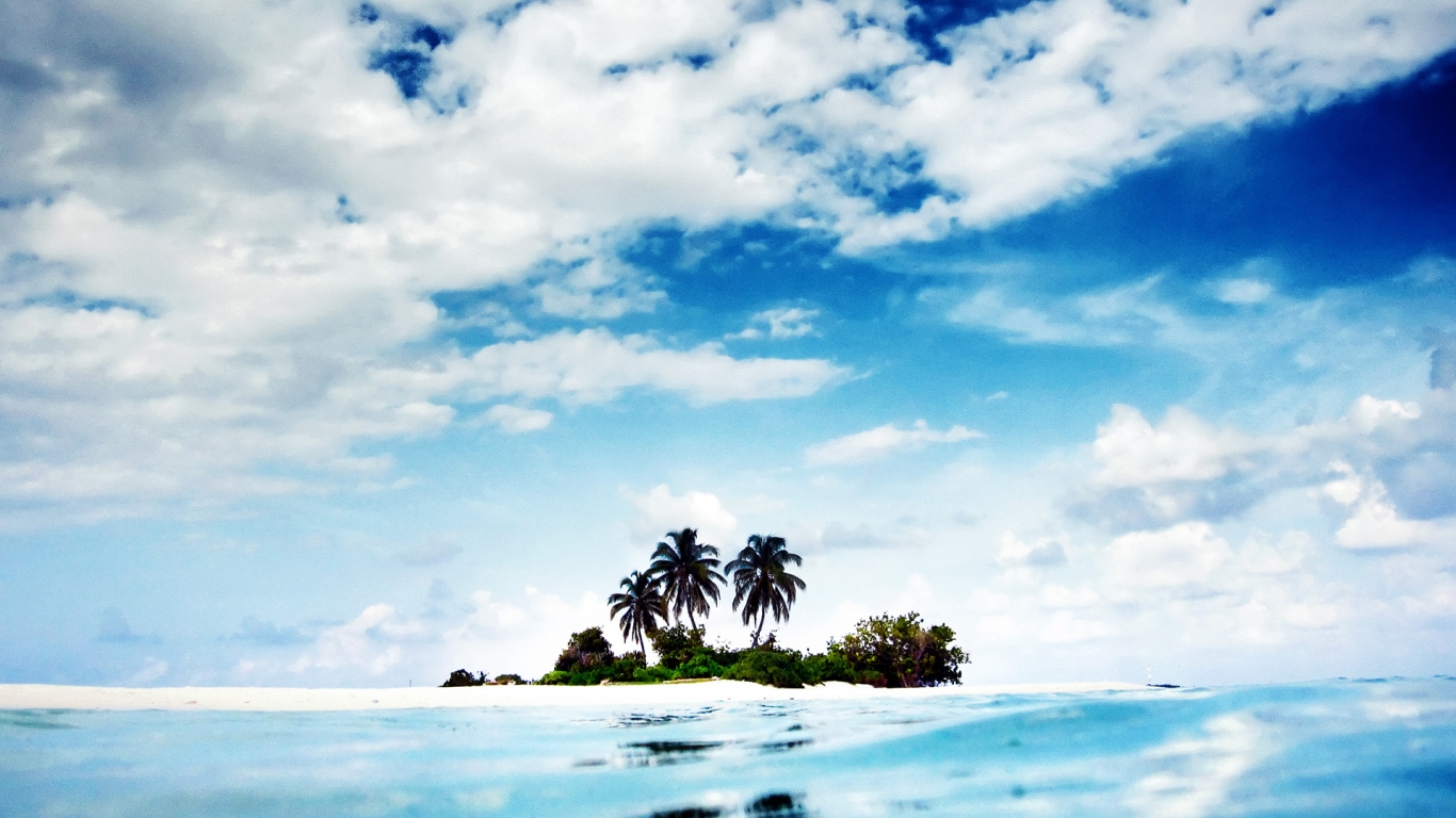 Lost Palm Island for 1366 x 768 HDTV resolution