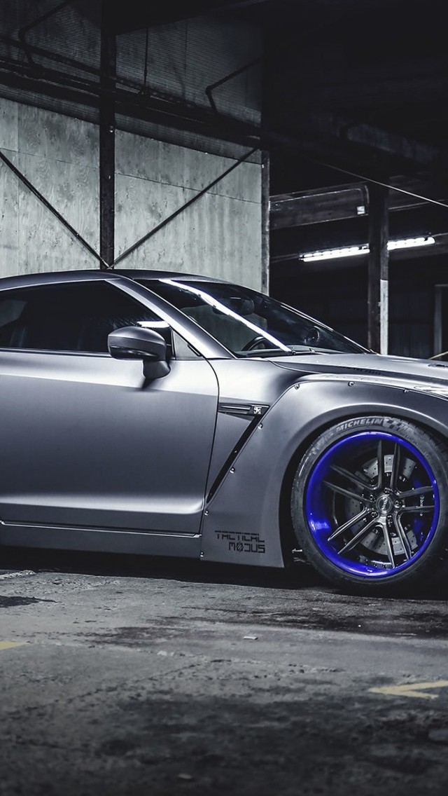 Lovely Nissan GT-R Liberty Walk for 640 x 1136 iPhone 5 resolution