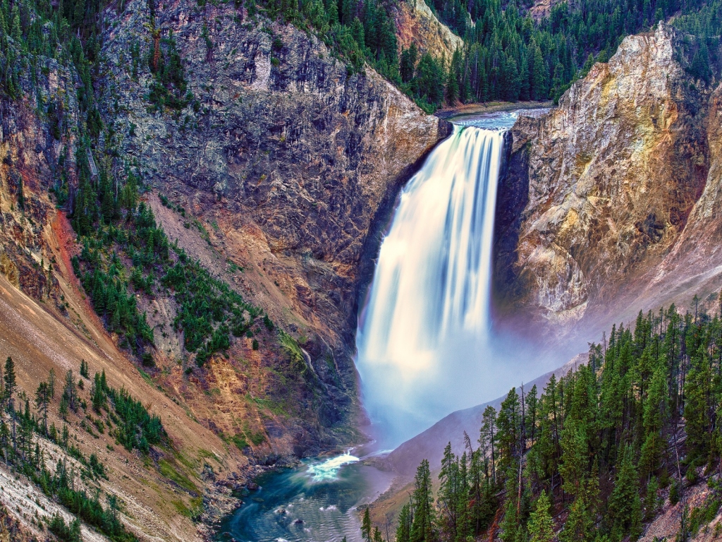 Lower Falls Yellowstone National Park for 1024 x 768 resolution