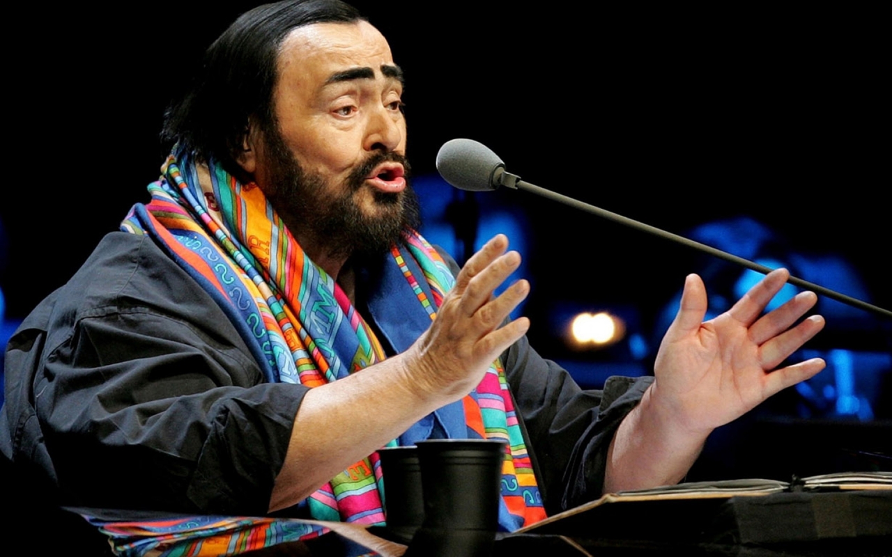 Luciano Pavarotti for 1280 x 800 widescreen resolution