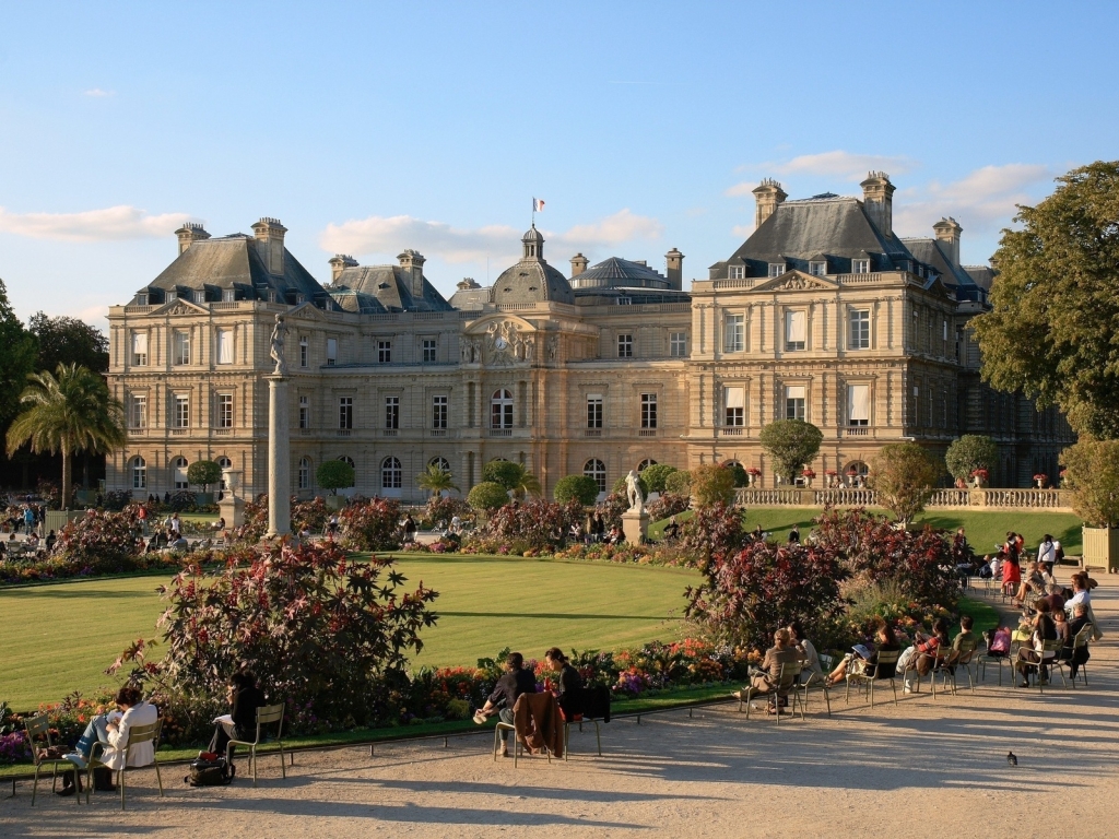 Luxembourg Palace Paris for 1024 x 768 resolution