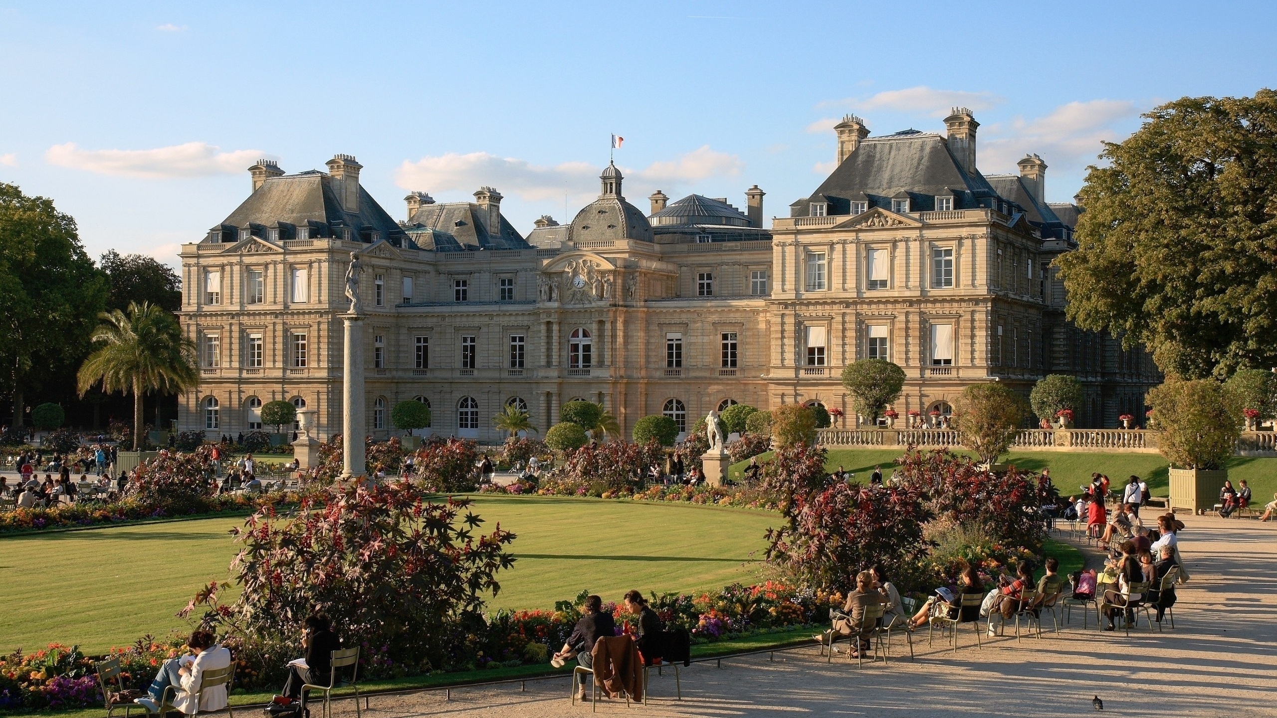 Luxembourg Palace Paris for 2560x1440 HDTV resolution