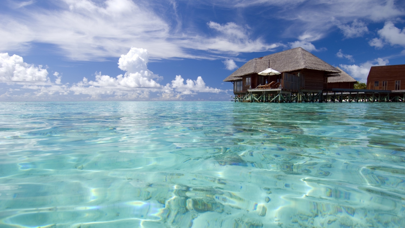 Luxury Maldives Resort for 1536 x 864 HDTV resolution