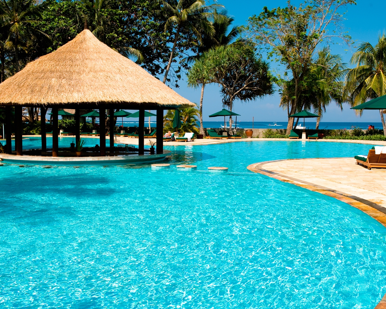 Luxury Resorts Costa Rica for 1280 x 1024 resolution