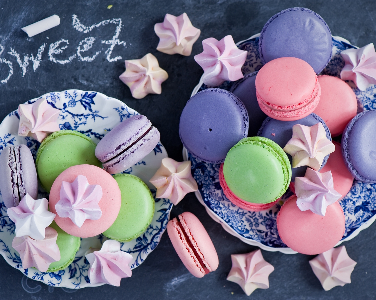 Macarons and Meringues for 1280 x 1024 resolution