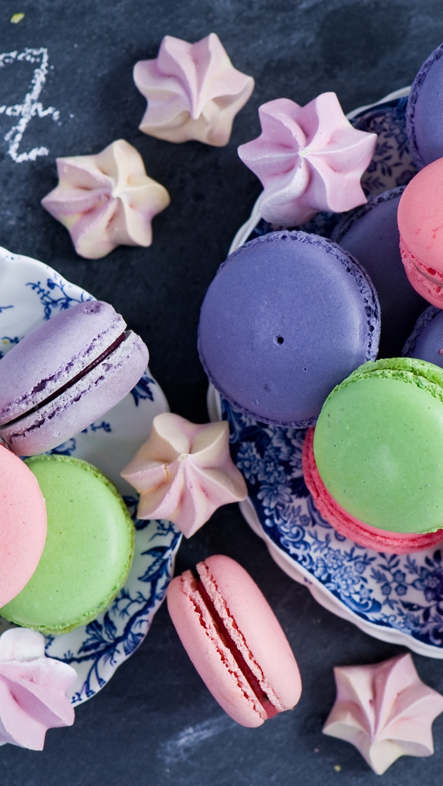 Macarons and Meringues for 640 x 1136 iPhone 5 resolution