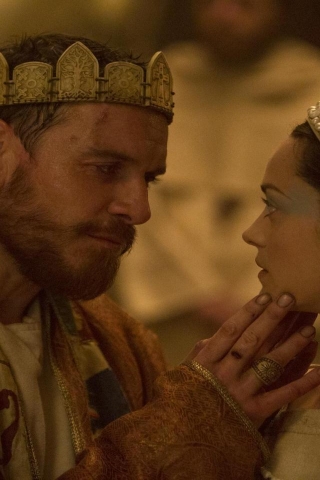 Macbeth Michael Fassbender and Marion Cotillard for 320 x 480 iPhone resolution