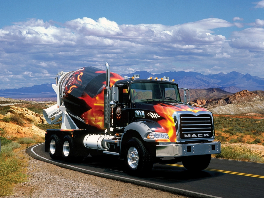MACK Truck for 1024 x 768 resolution