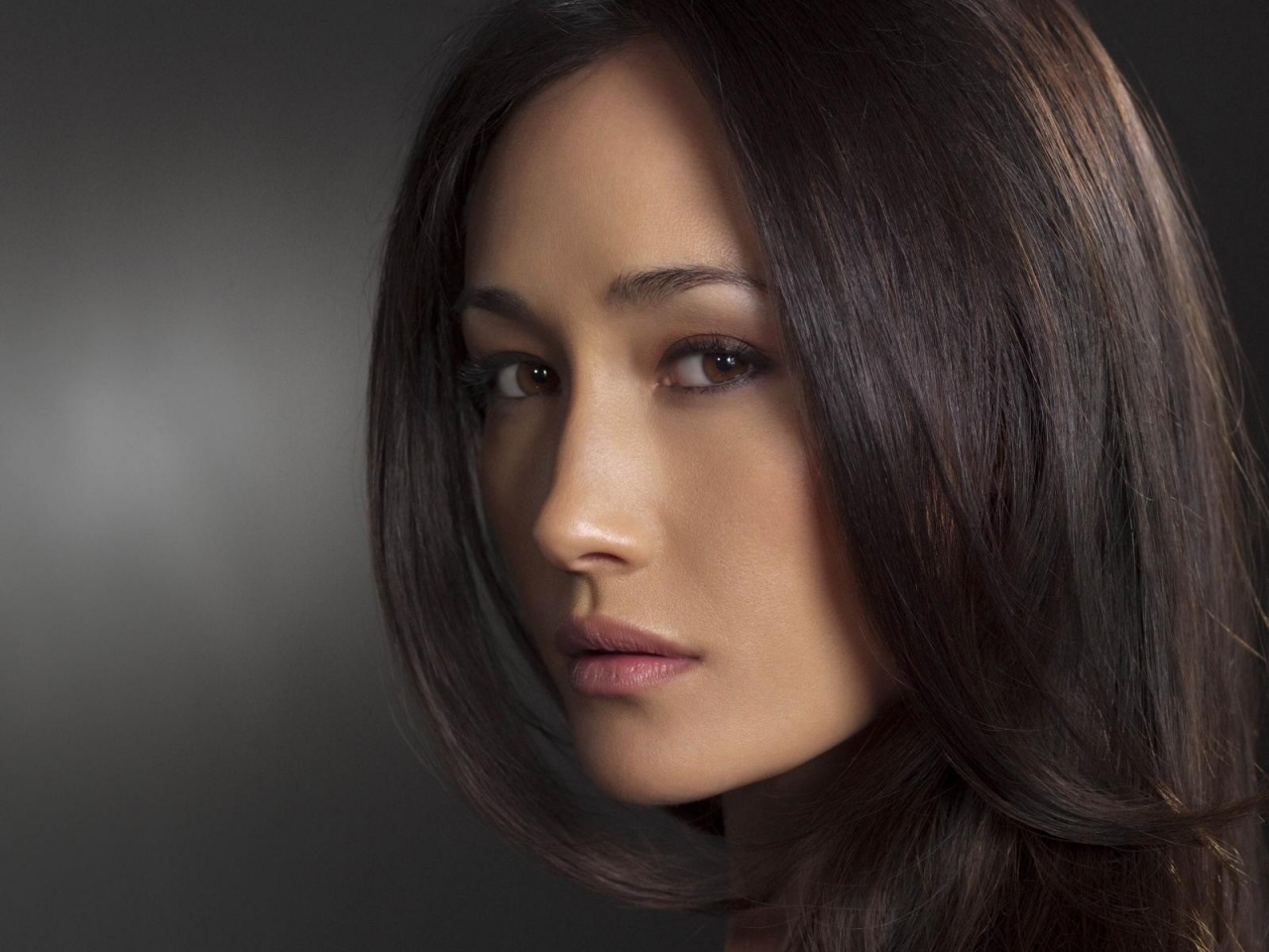 Maggie Q for 1280 x 960 resolution