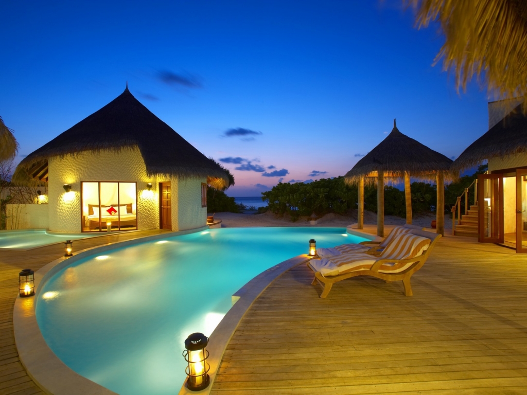Maldives 5 Star Resort for 1024 x 768 resolution