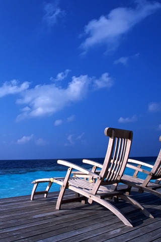 Maldives Beach for 320 x 480 iPhone resolution