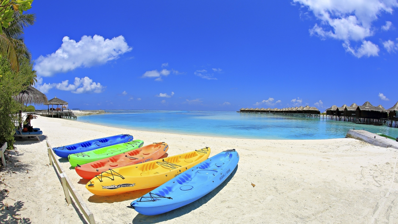 Maldives Beach Corner for 1280 x 720 HDTV 720p resolution