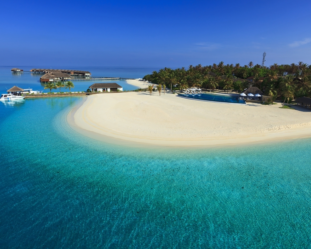 Maldives Luxury Resort for 1280 x 1024 resolution