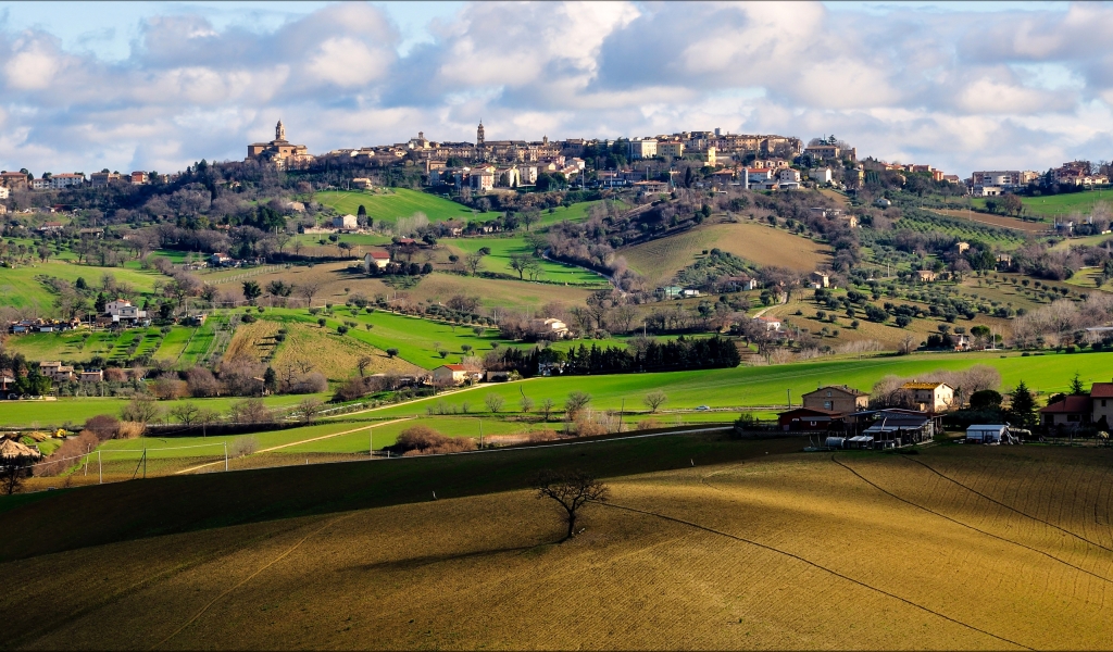 Marche Italy for 1024 x 600 widescreen resolution
