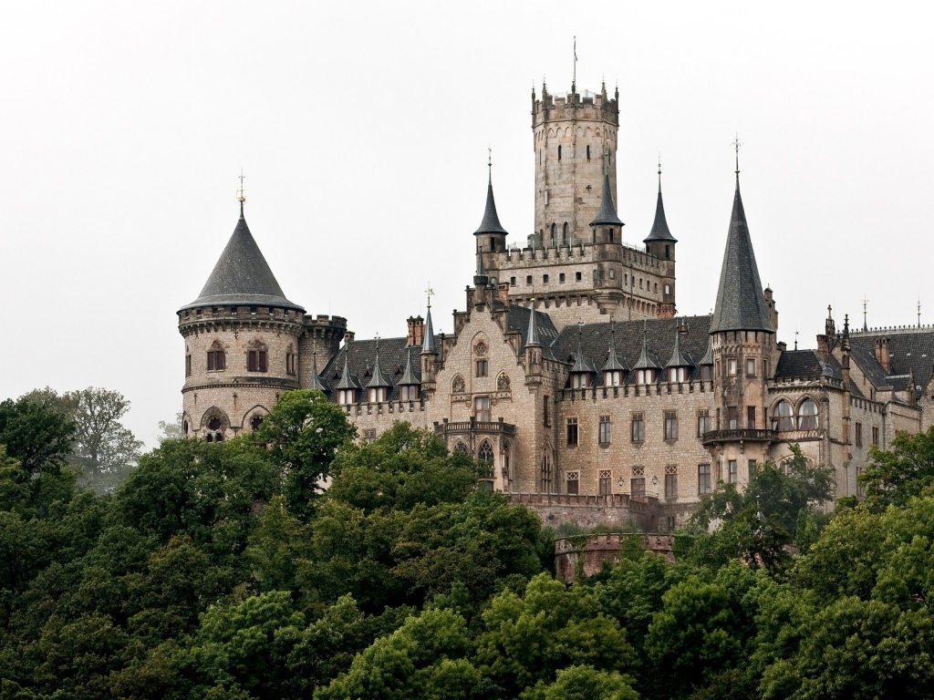 Marienburg Castle Germany for 1024 x 768 resolution