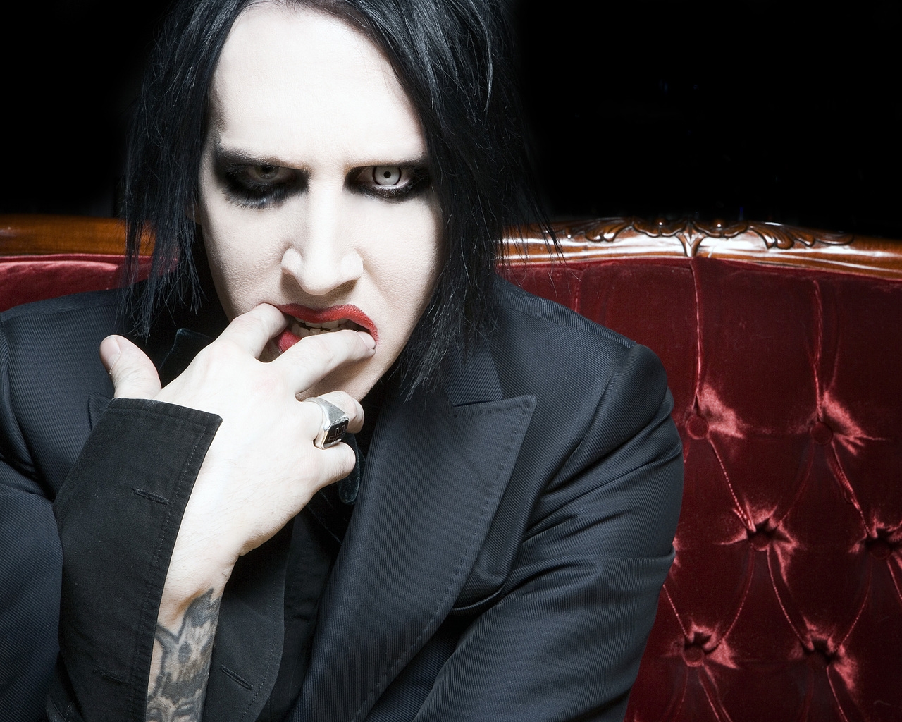 Marilyn Manson for 1280 x 1024 resolution