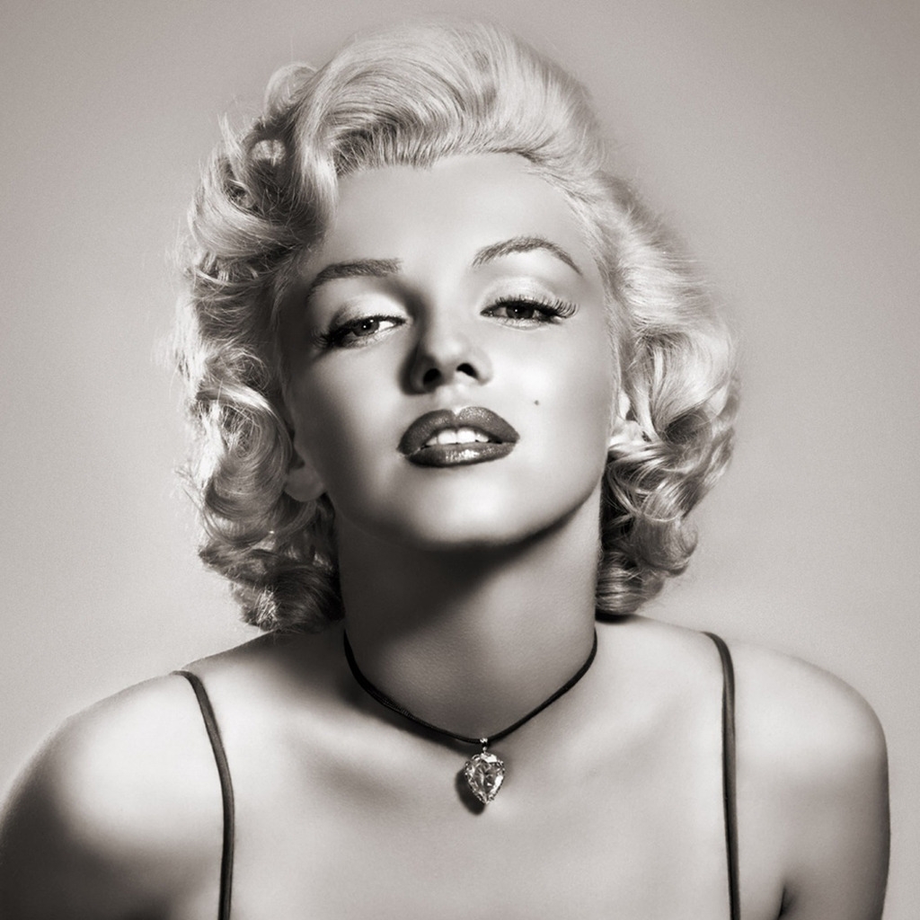 Marilyn Monroe Beautiful for 1024 x 1024 iPad resolution