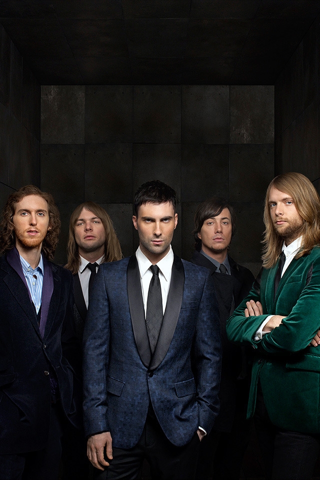 Maroon 5 Band for 640 x 960 iPhone 4 resolution