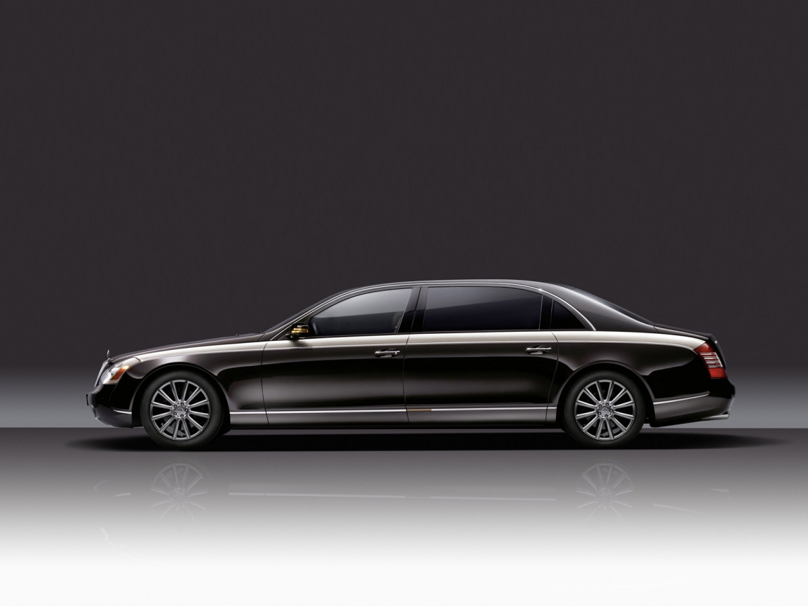Maybach Zeppelin Side View for 1152 x 864 resolution