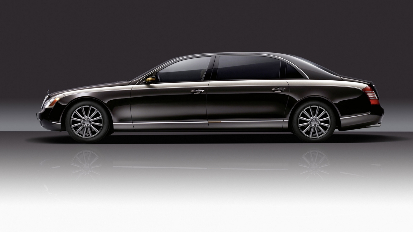 Maybach Zeppelin Side View for 1366 x 768 HDTV resolution