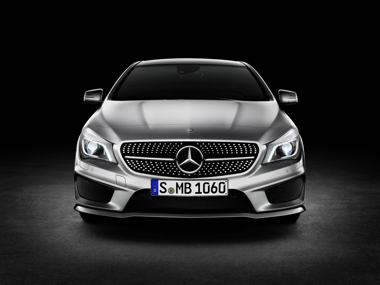 Mercedes Benz CLA Class Studio for 1280 x 960 resolution