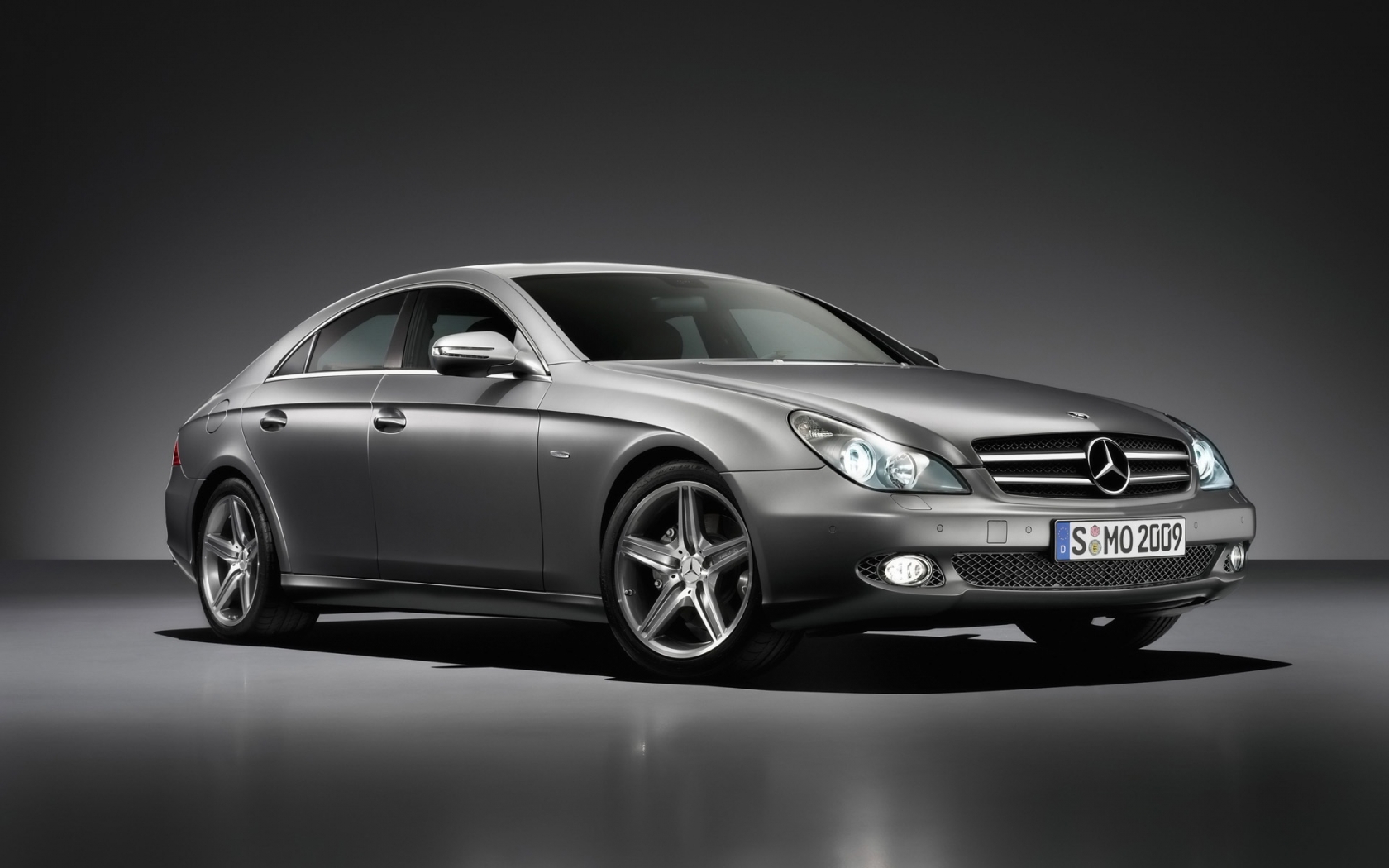 Mercedes Benz CLS 2009 for 1680 x 1050 widescreen resolution