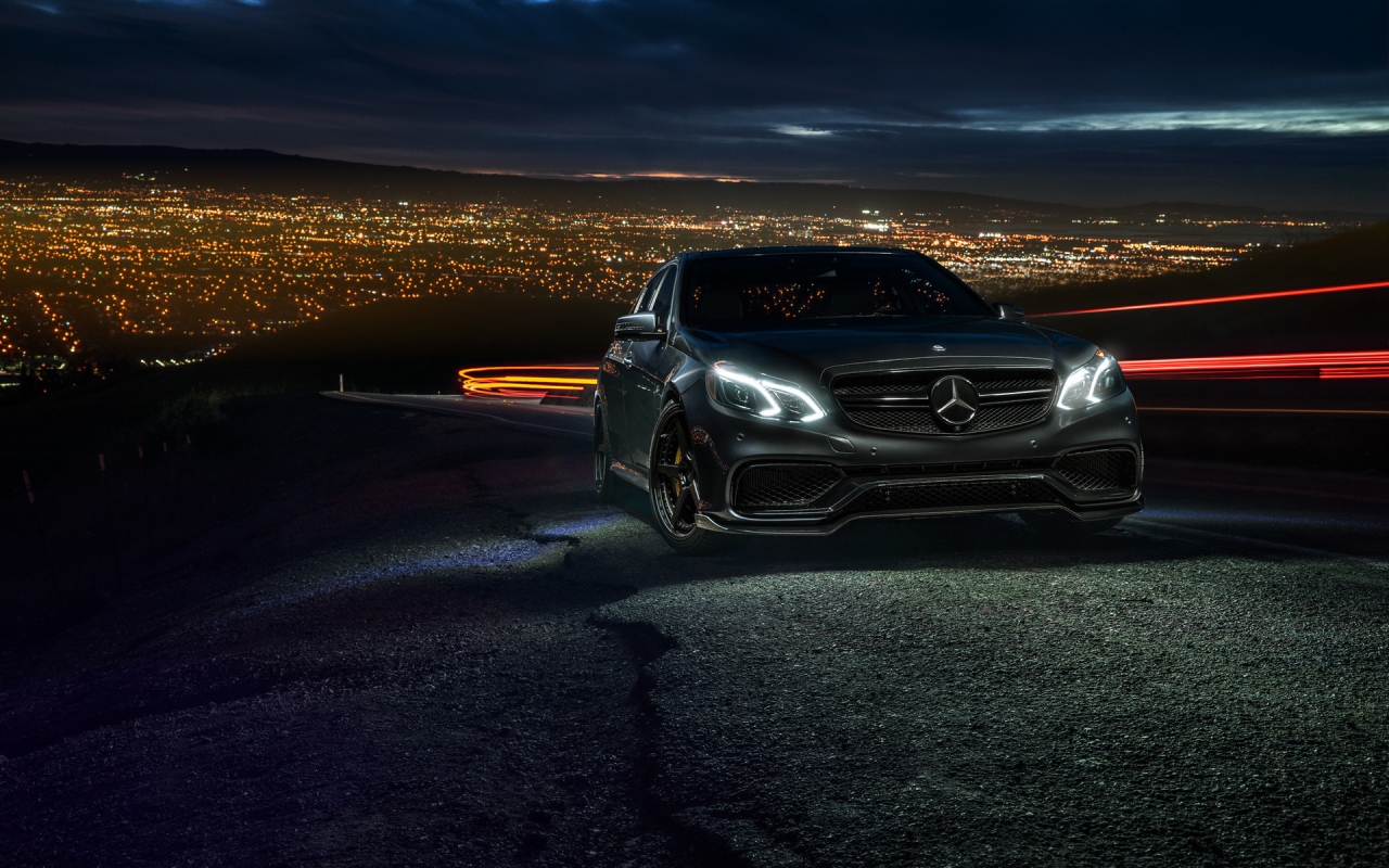 Mercedes-Benz E63 AMG S for 1280 x 800 widescreen resolution