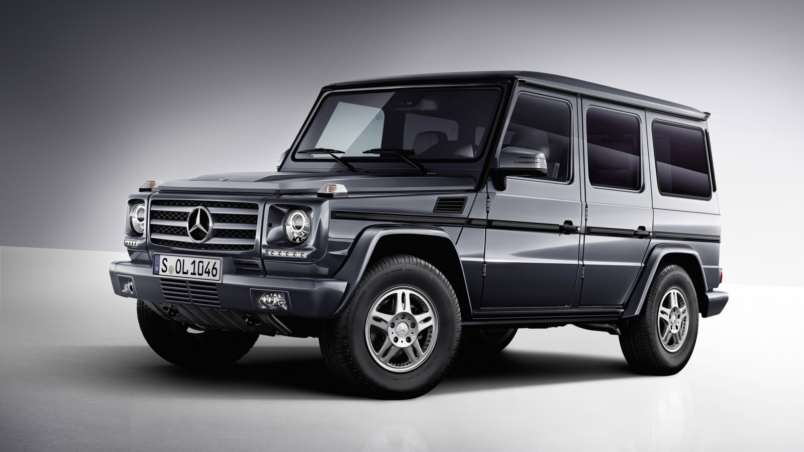 Mercedes Benz G Class Studio 2013 for 1600 x 900 HDTV resolution