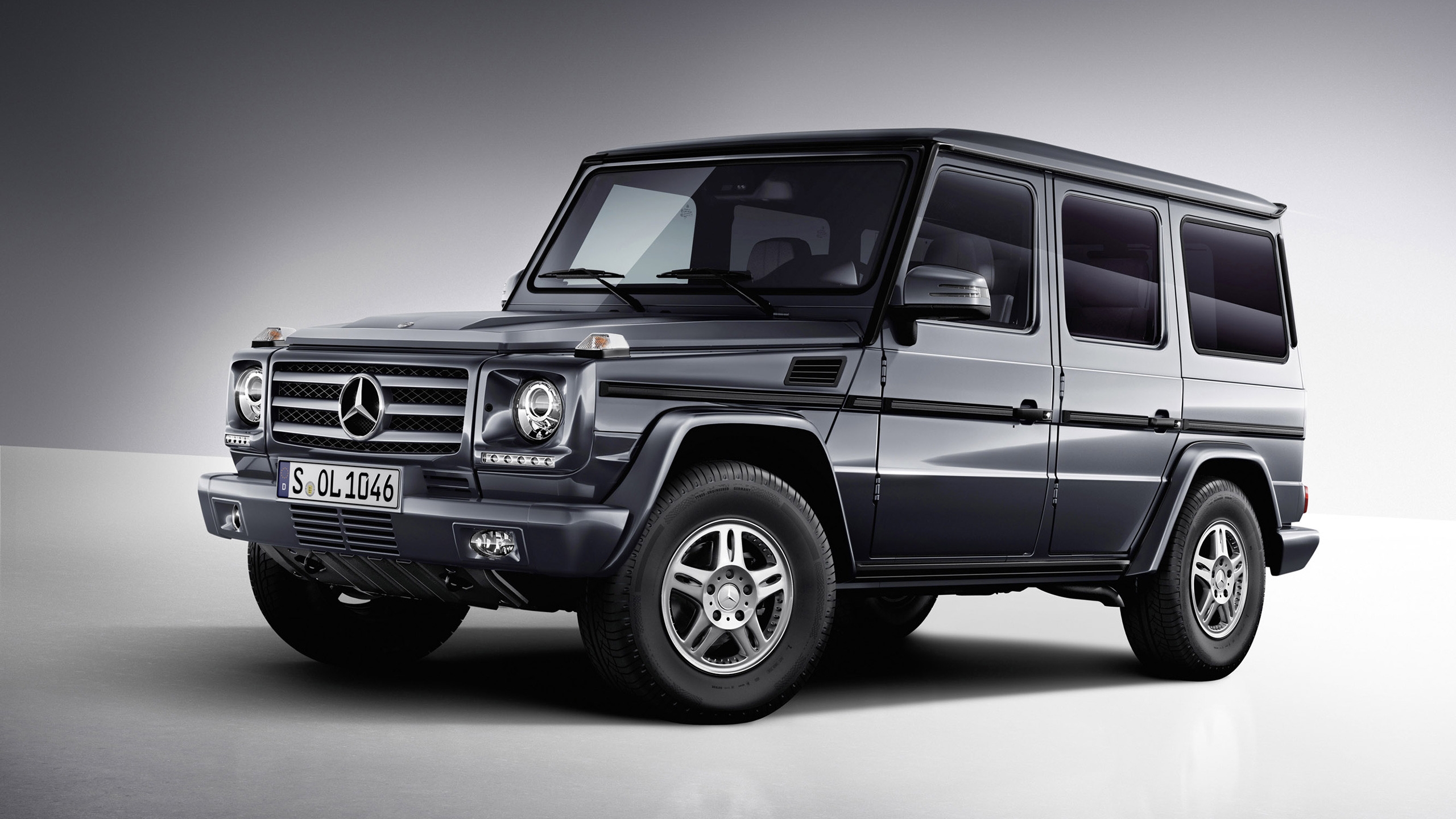 Mercedes Benz G Class Studio 2013 for 2560x1440 HDTV resolution