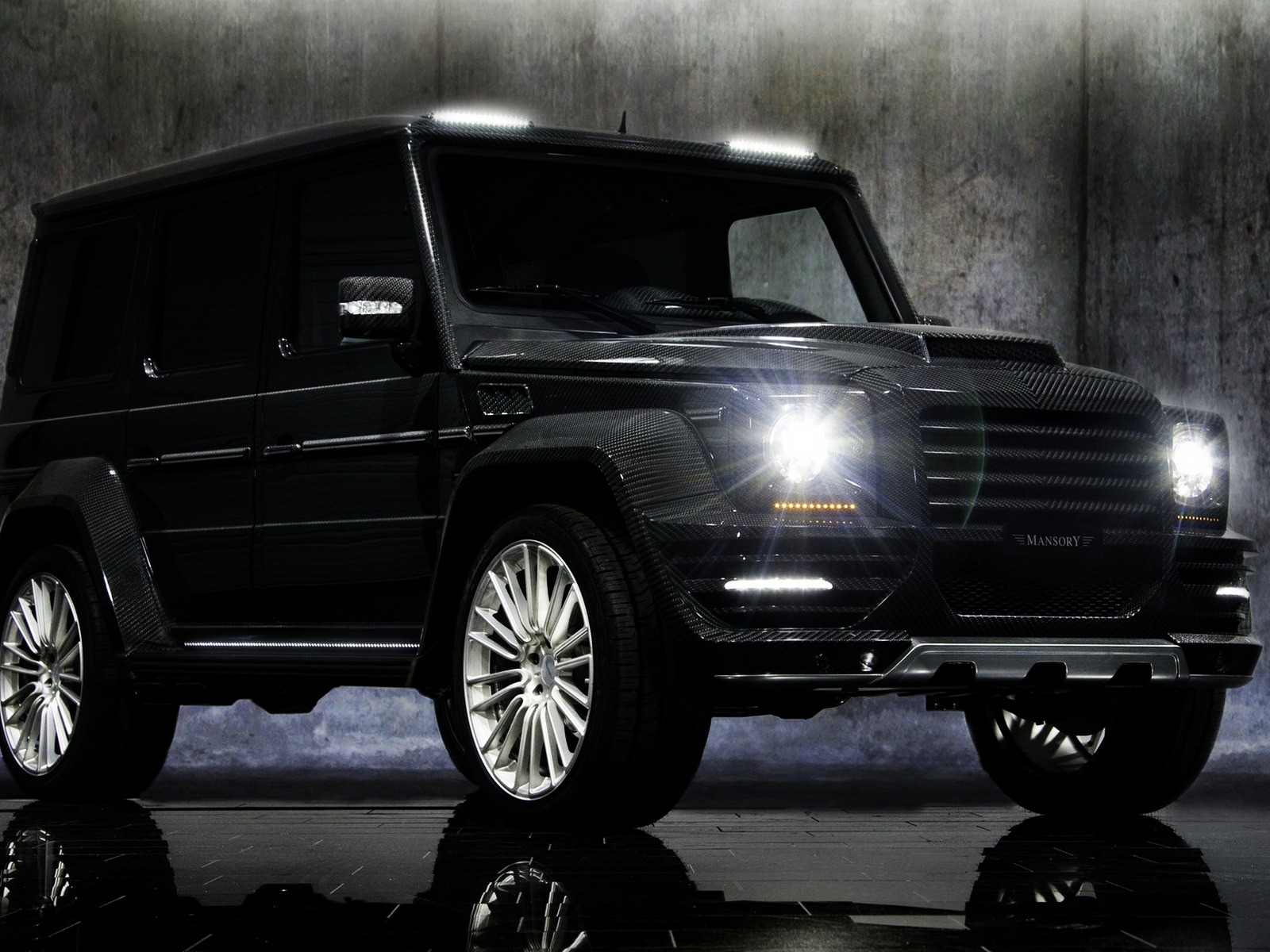 Mercedes Benz G Couture for 1600 x 1200 resolution