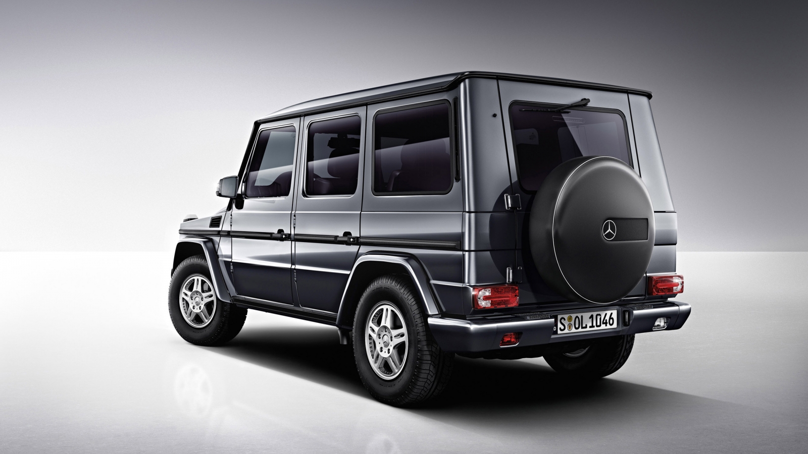 Mercedes-Benz G Studio 2013 for 1600 x 900 HDTV resolution