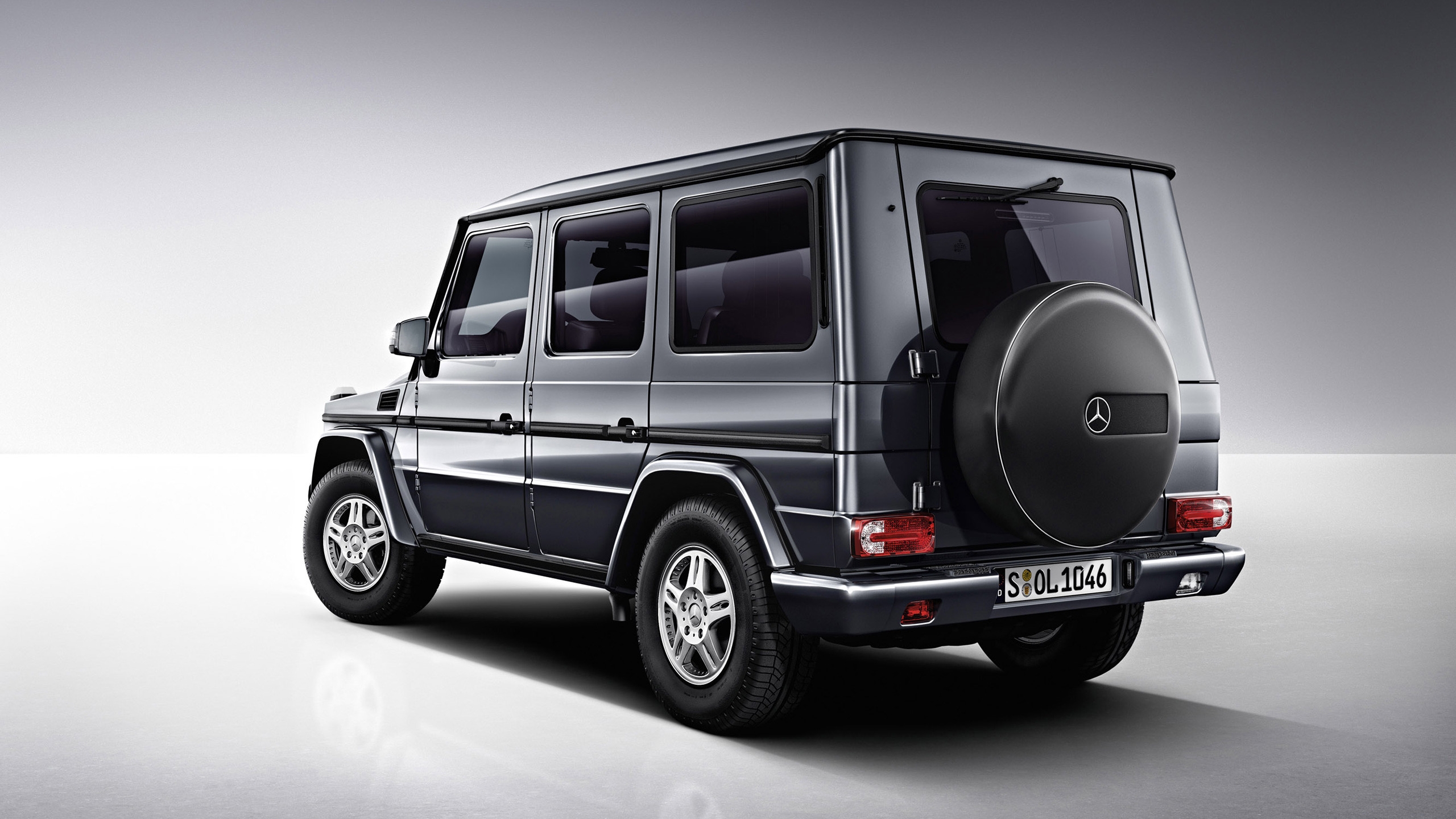 Mercedes-Benz G Studio 2013 for 2560x1440 HDTV resolution