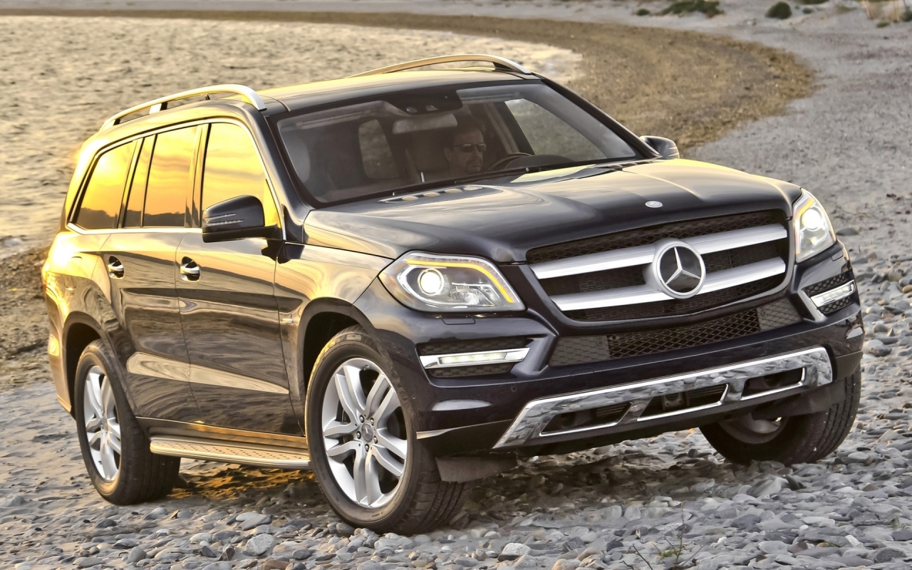 Mercedes-Benz GL 450 for 1280 x 800 widescreen resolution