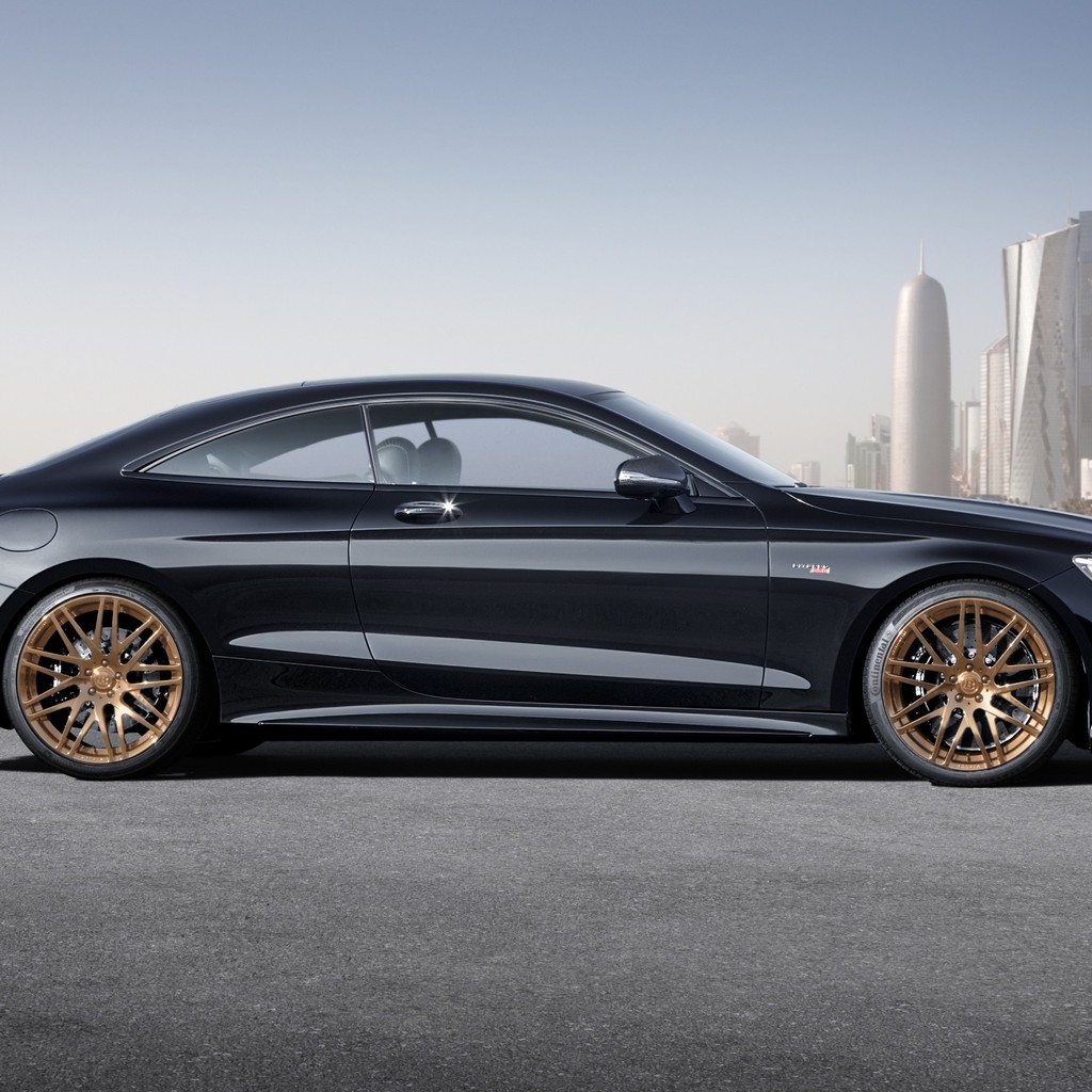 Mercedes Benz S63 AMG Brabus Side View for 1024 x 1024 iPad resolution