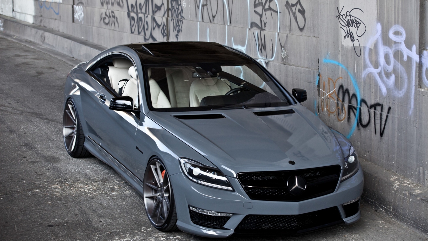 Mercedes CL63 AMG for 1366 x 768 HDTV resolution