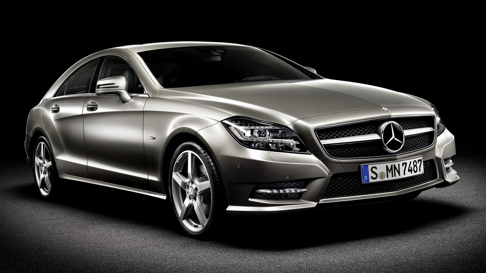 Mercedes CLS 2010 for 1600 x 900 HDTV resolution