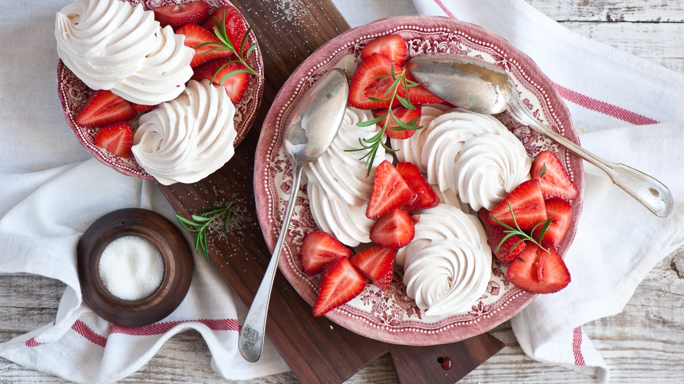 Meringues and Strawberries Dessert for 1366 x 768 HDTV resolution