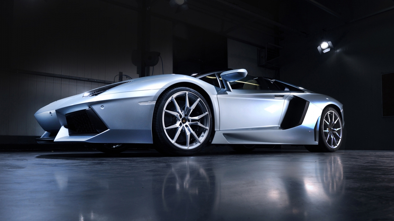 Metallic Lamborghini Aventador for 1366 x 768 HDTV resolution