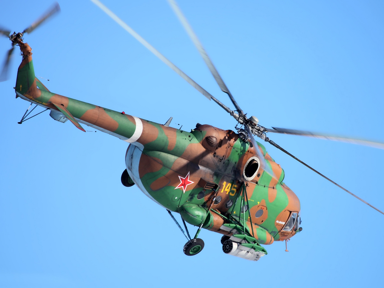 Mi-8amtsh Helicopter for 1280 x 960 resolution