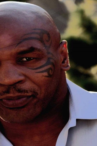 Mike Tyson Close-Up for 320 x 480 iPhone resolution