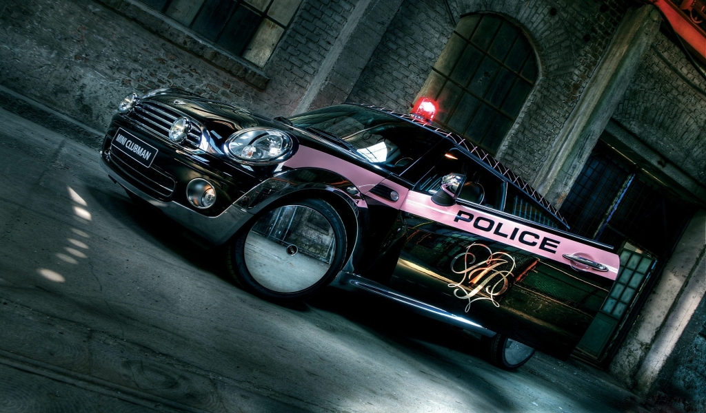 Mini Police Car for 1024 x 600 widescreen resolution