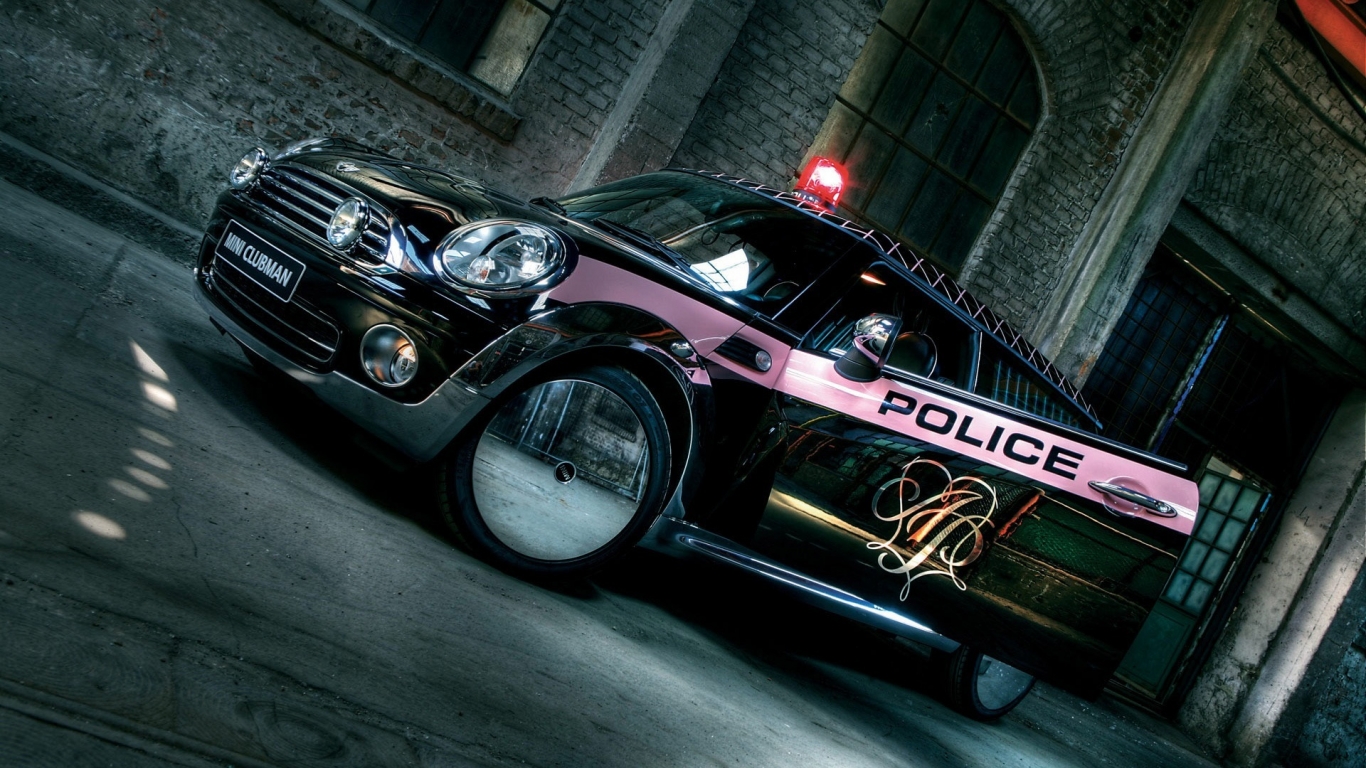 Mini Police Car for 1366 x 768 HDTV resolution
