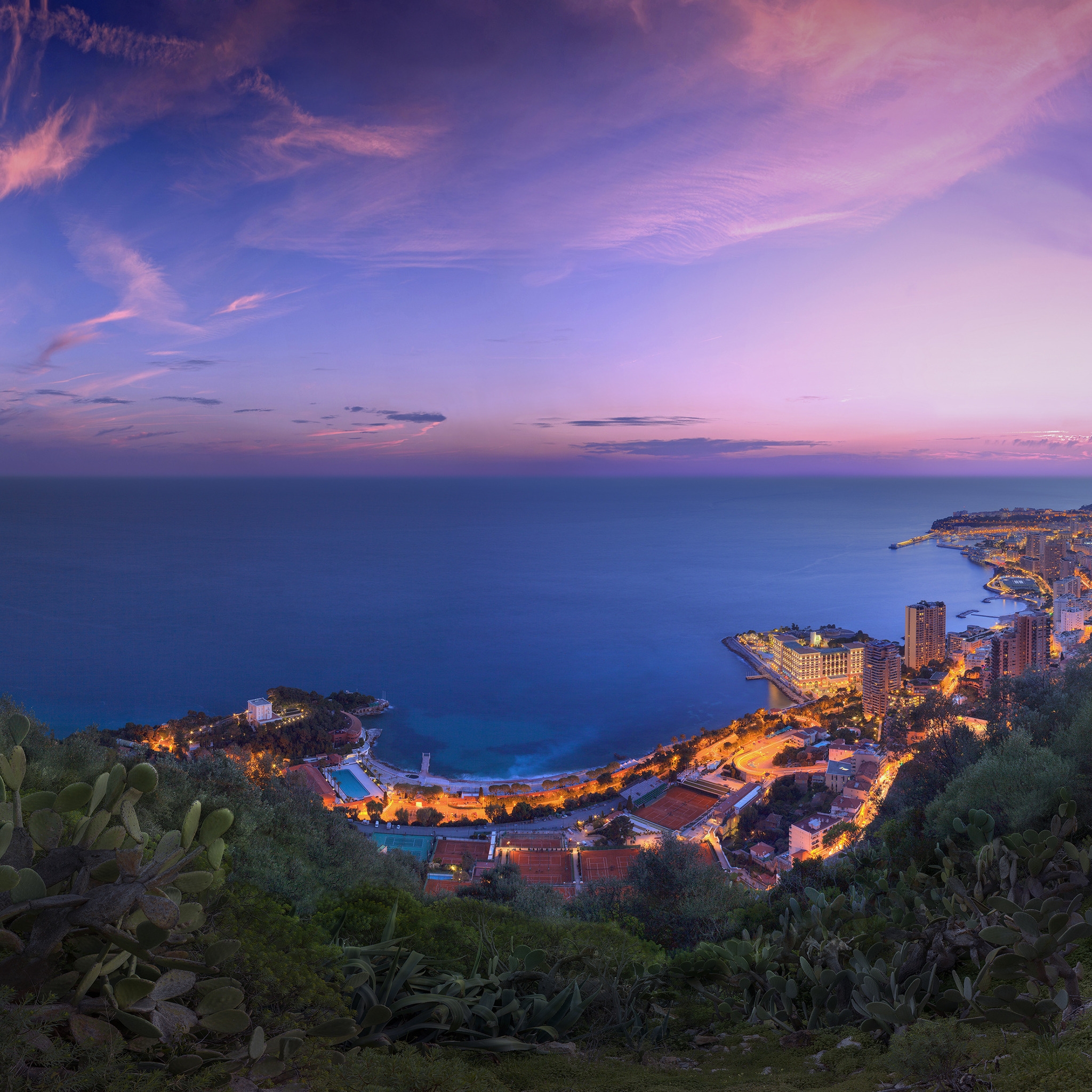 Monaco Winter Clouds Panorama for 2048 x 2048 New iPad resolution
