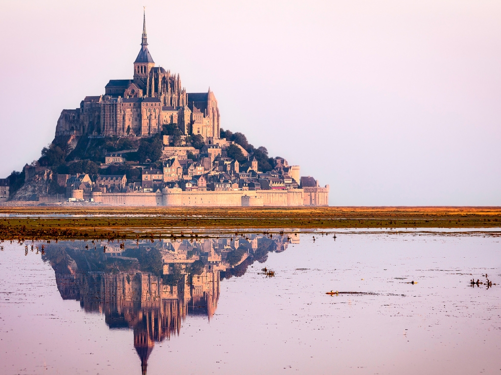 Mont Saint Michel Castle for 1024 x 768 resolution