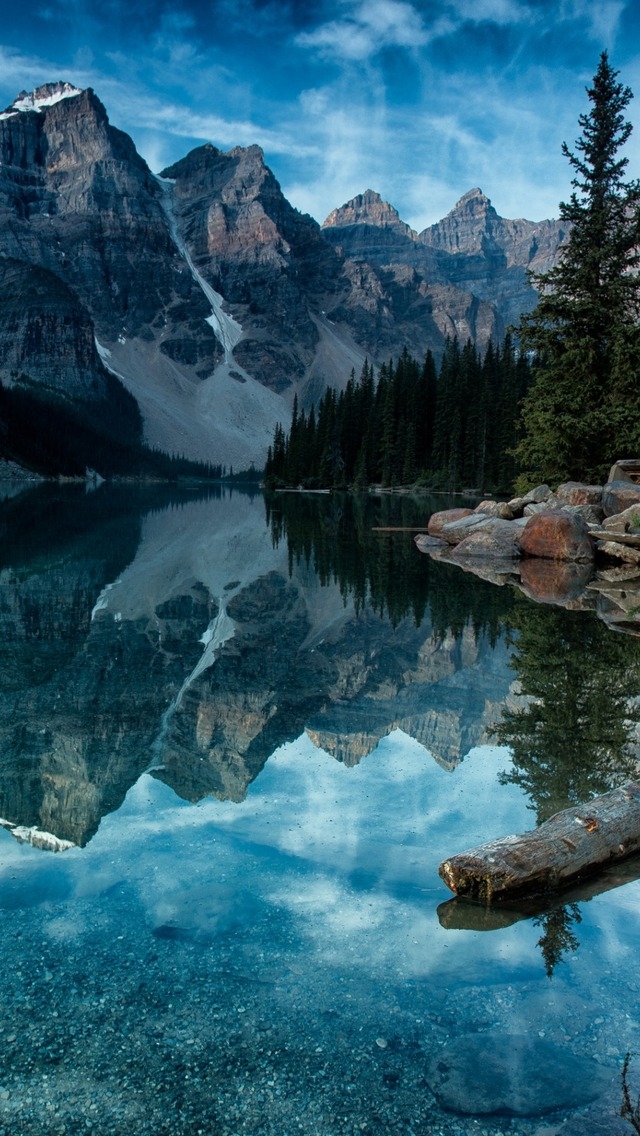 Moraine Lake Alberta Canada for 640 x 1136 iPhone 5 resolution