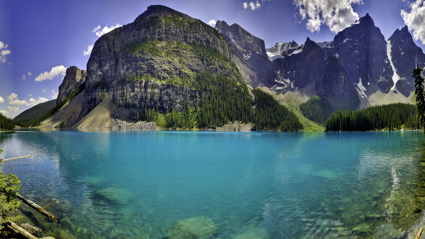 Moraine lake panorama for 1680 x 945 HDTV resolution