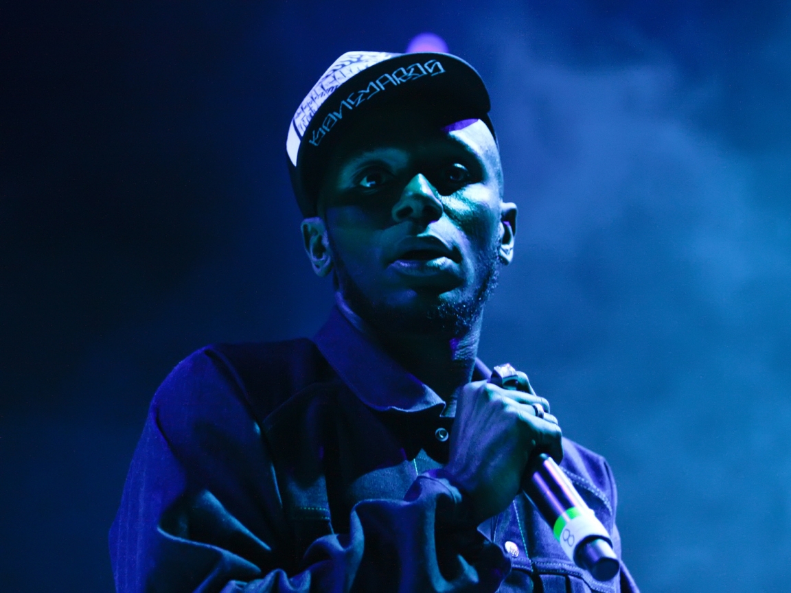Mos Def for 1152 x 864 resolution