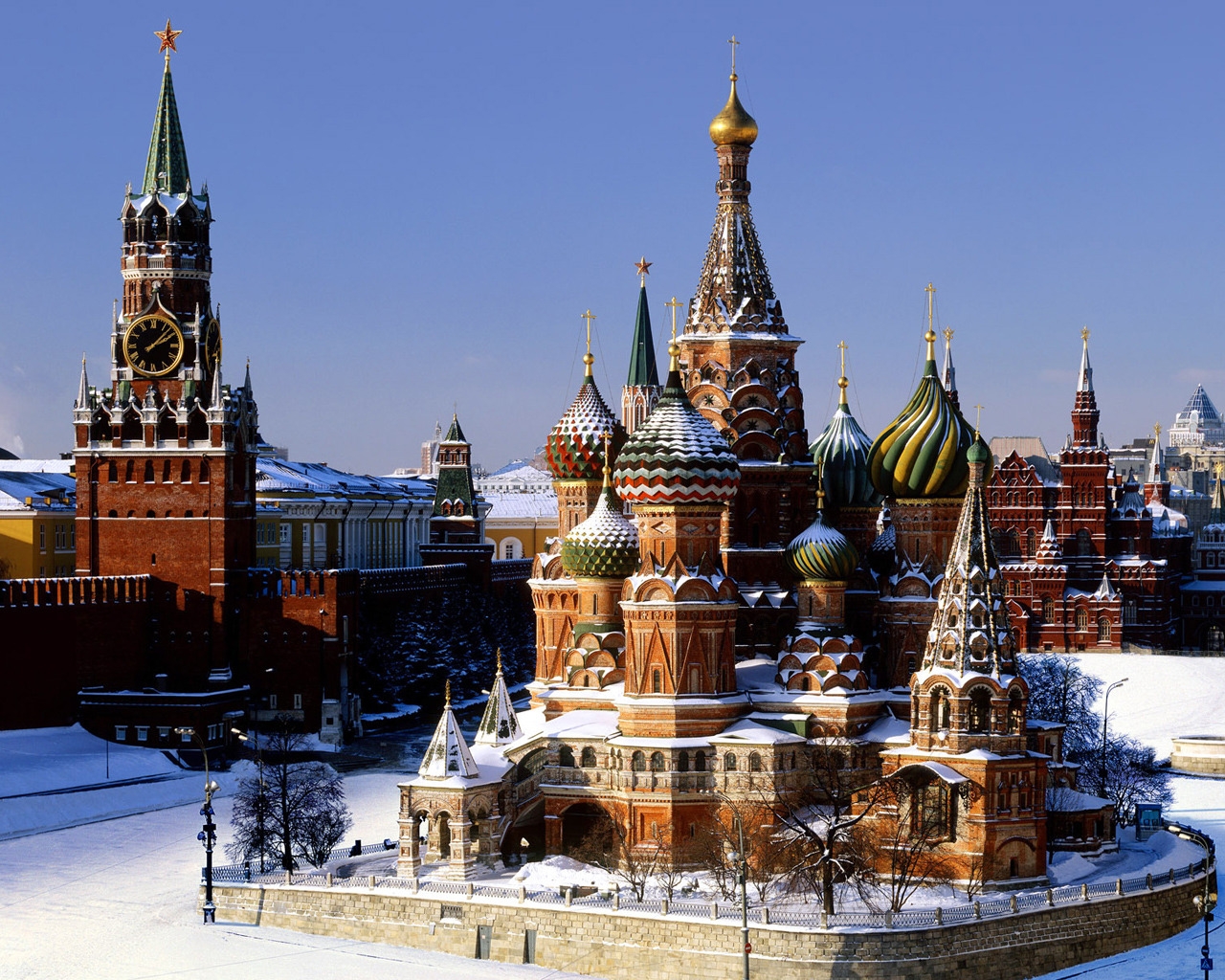 Moscow Kremlin for 1280 x 1024 resolution