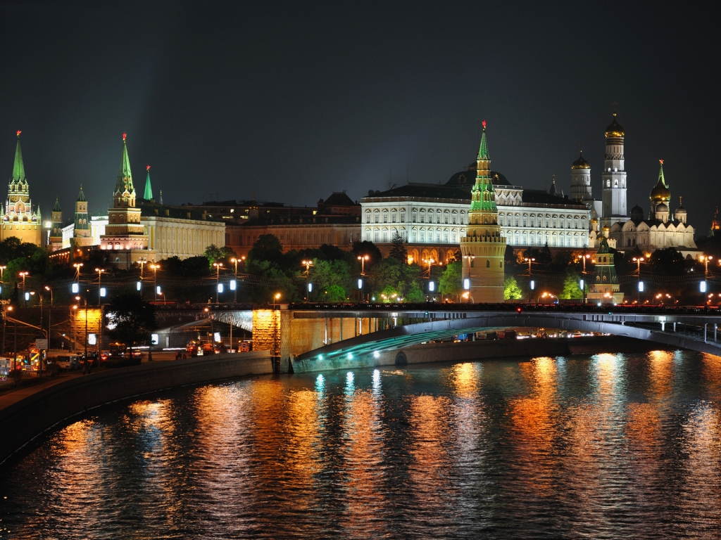 Moscow Night Lights for 1024 x 768 resolution